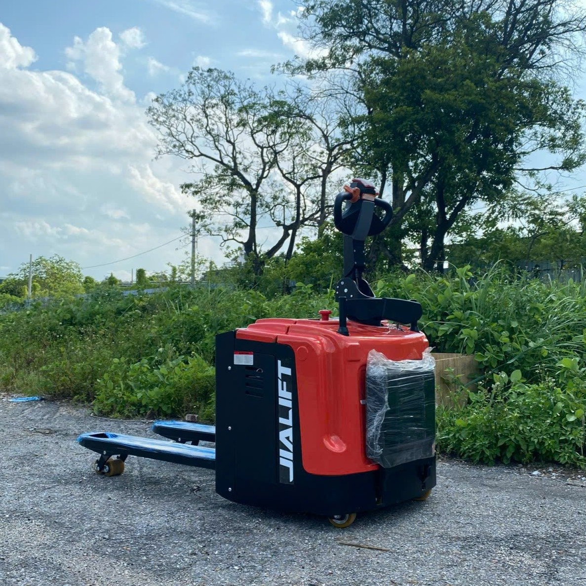 Xe nâng điện thấp có bệ đứng lái 3 Tấn SL30GA - Ảnh 4