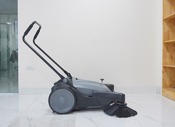 Alternative view of Xe quét rác đẩy tay Yangzi Clean S1